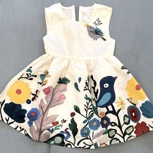 Beautiful fun play dress for special occasions with appliqué 3T NWOT